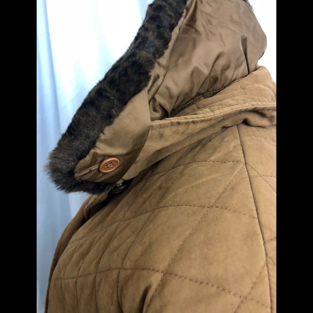 Beautiful jacket by Bromley Sport in medium - Picture 4 of 5